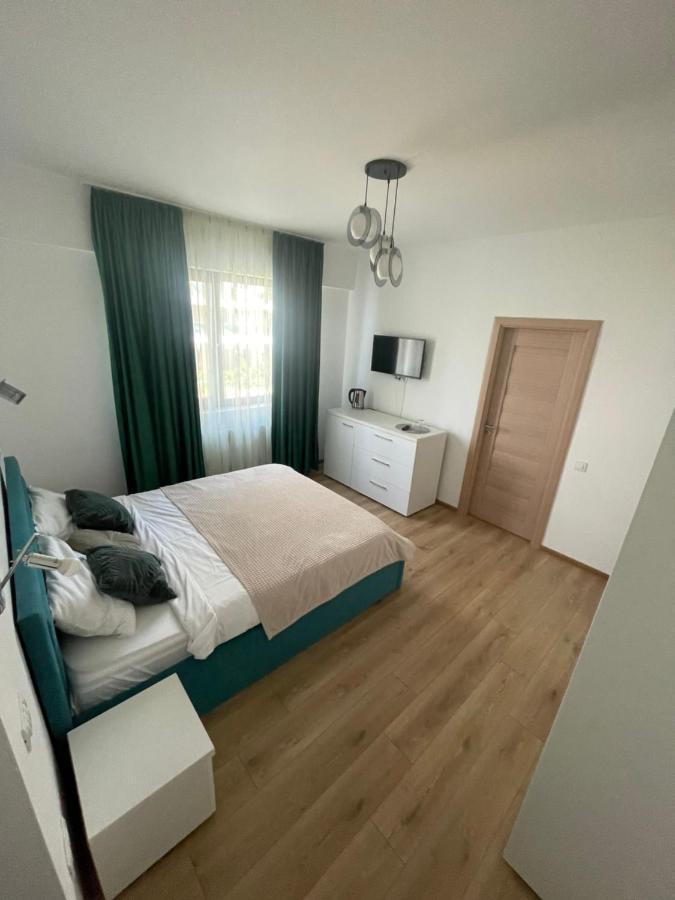 Myamar Apartment Mamaia Exterior foto